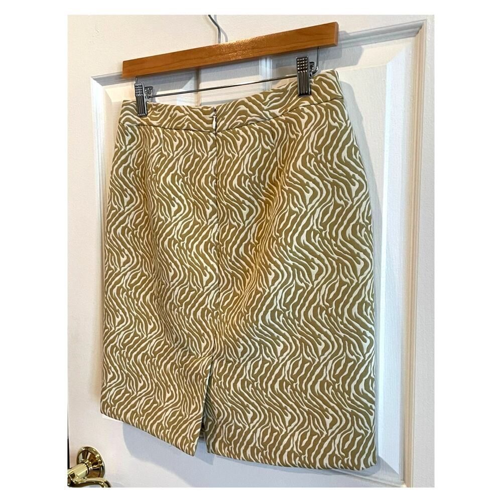 Banana Republic Zebra Print Jacquard Pencil Skirt Size 4 - Picture 4 of 8